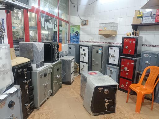 عکس گاوصندوق مدرن