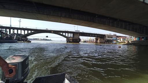 عکس اسکله تفریحی قایق سواری