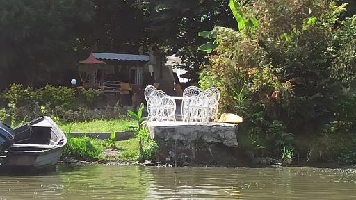 اسکله قایقرانی تالاب انزلی