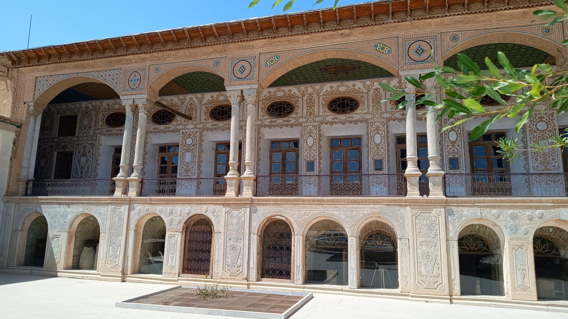 عکس خانه آزاده چالشتر