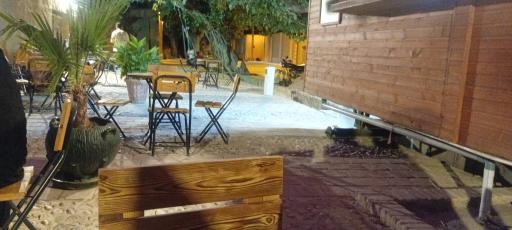 عکس کافه باغ ملی