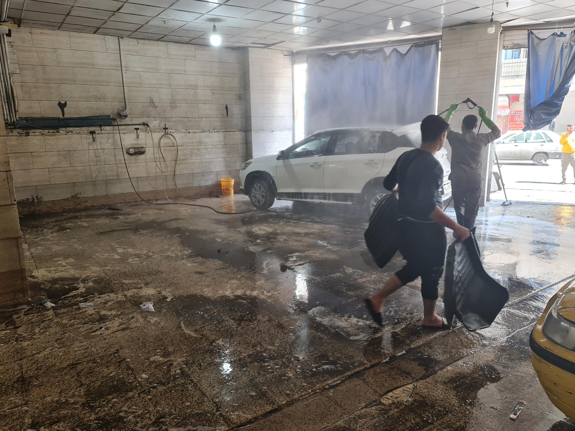 عکس کارواش گلستان