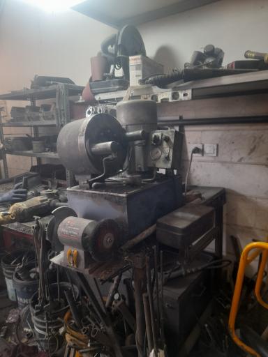 عکس ماشین آلات ساختمانی معصومی