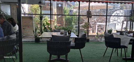 عکس رستوران و کبابسرای سیمرغ