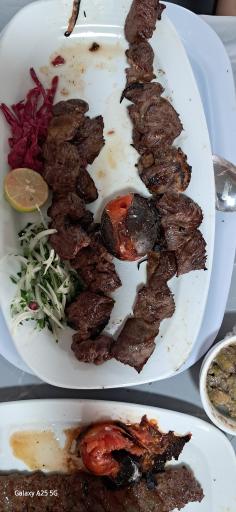 عکس رستوران و کبابسرای سیمرغ