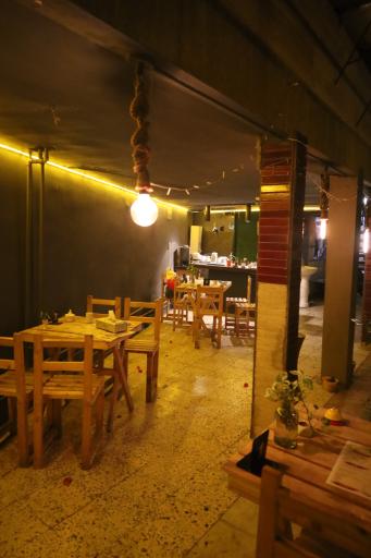 عکس کافه بیلیارد رکورد