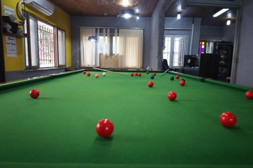 عکس کافه بیلیارد رکورد