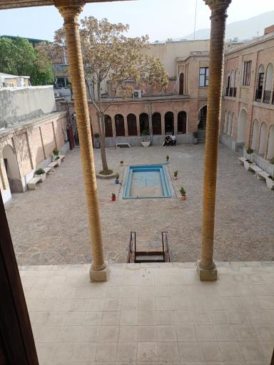 عکس آکادمی هنر دکتر قطب‌الدین صادقی 