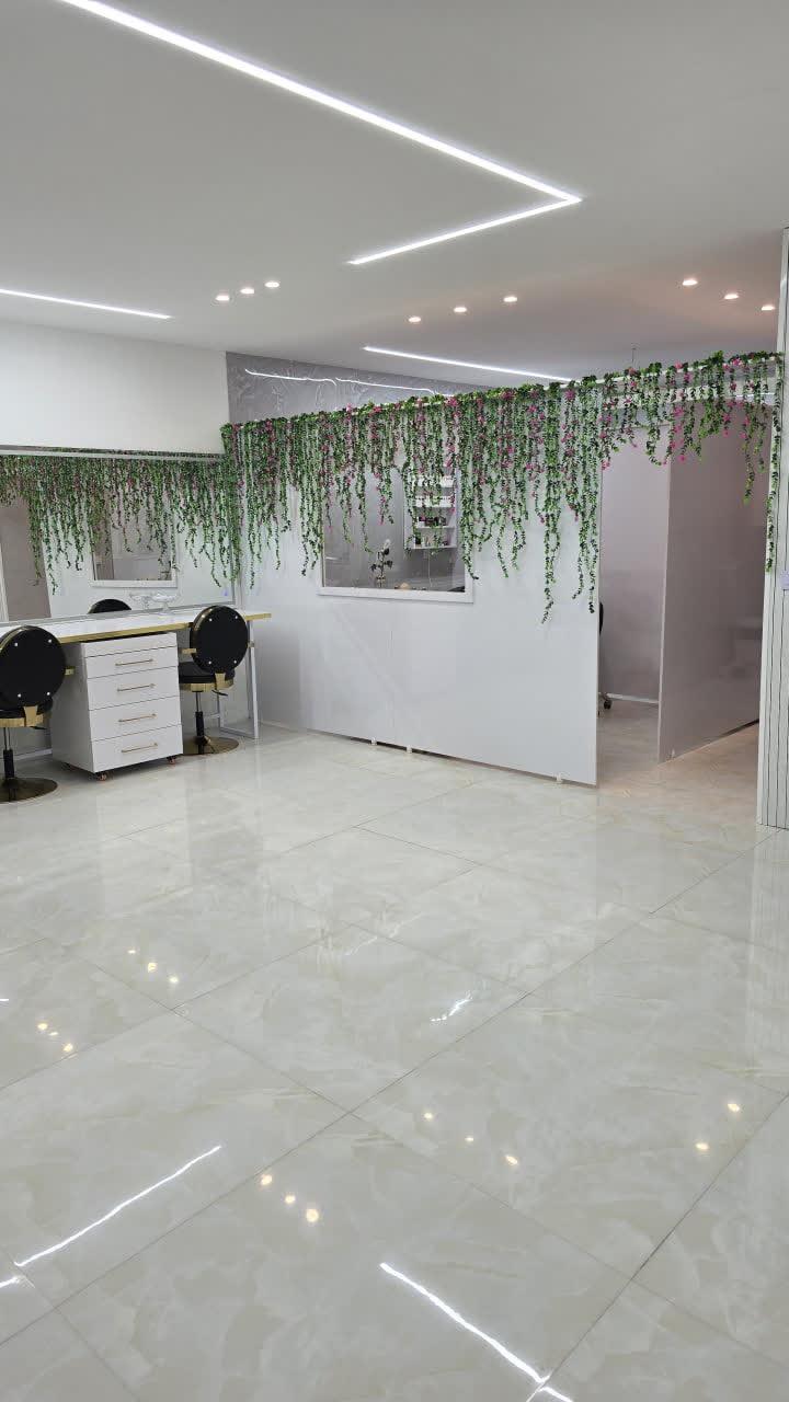 عکس سالن زیبایی لیلا احمدی (شعبه تیران )