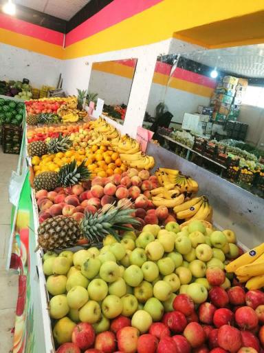 عکس سوپر میوه فروشی پایگاه