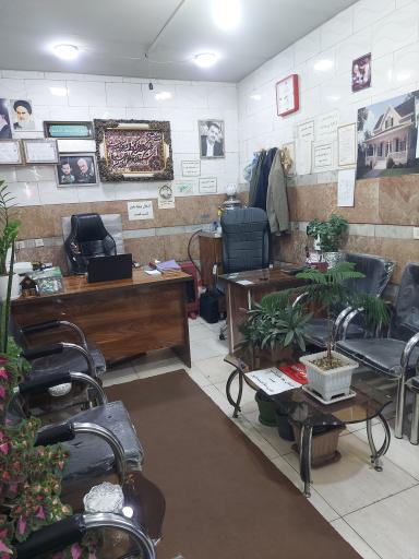 عکس مشاور املاک شهید باکری