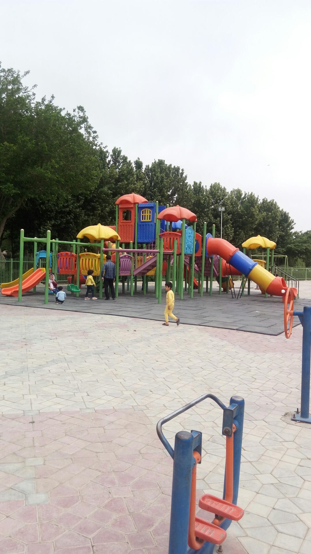 عکس پارک کودک فلاورجان