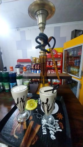 عکس سفره خانه باغ بهشت