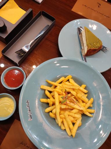 عکس کافه کتاب یک پاکت تهران