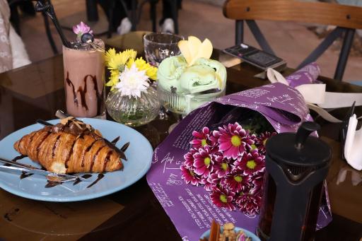 عکس کافه کتاب یک پاکت تهران