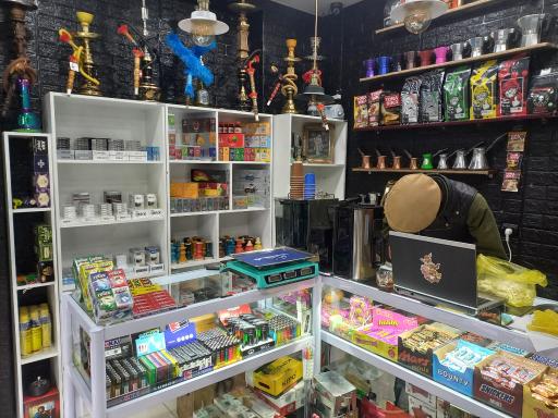 عکس فروشگاه دخانیات و قهوه باب