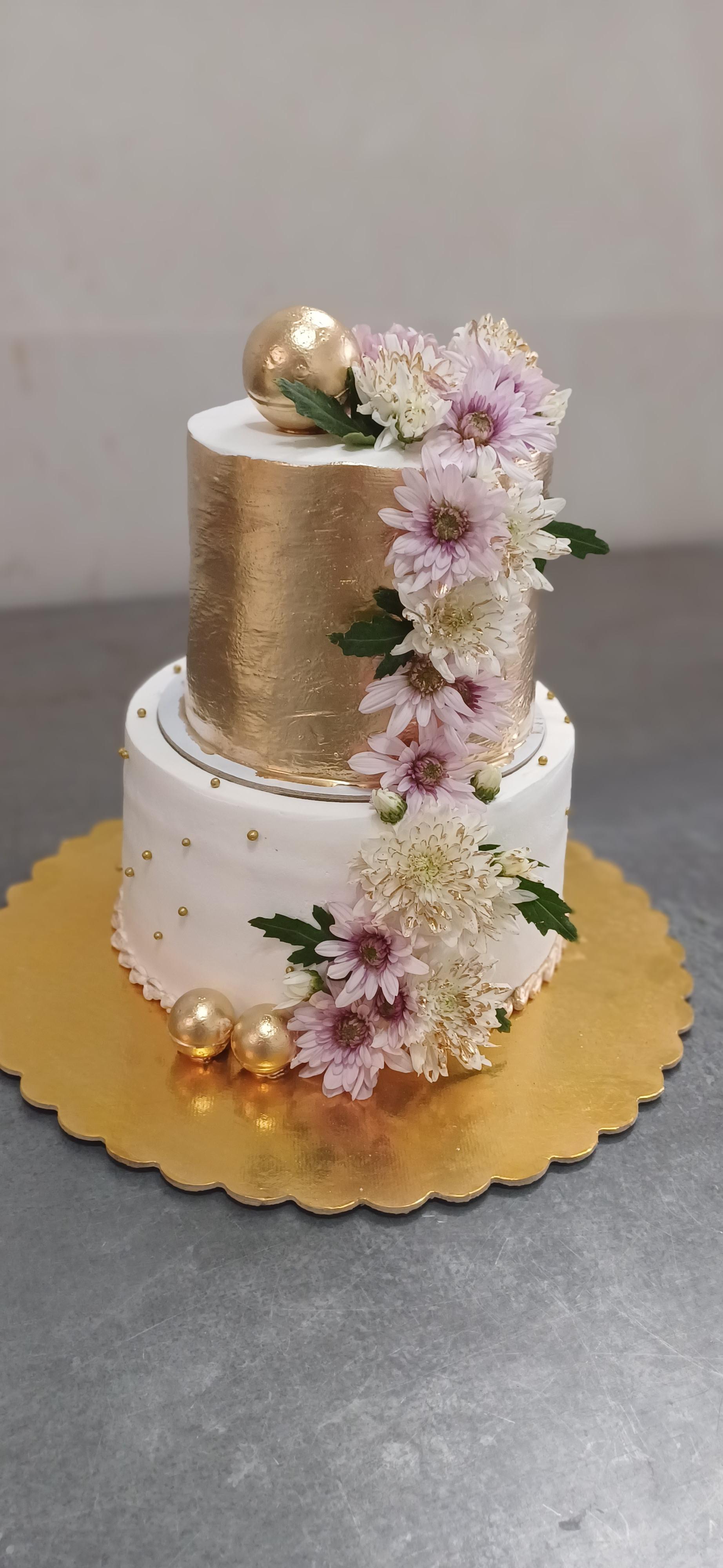 عکس شیرینی فروشی شیرین عسل