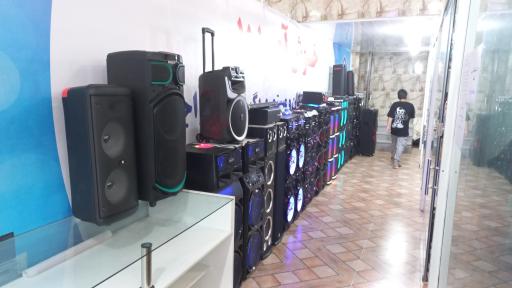 عکس تعاونی مصرف بازنشستگان تامین اجتماعی