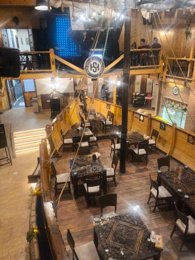 عکس رستوران شاندیز لاهیجان