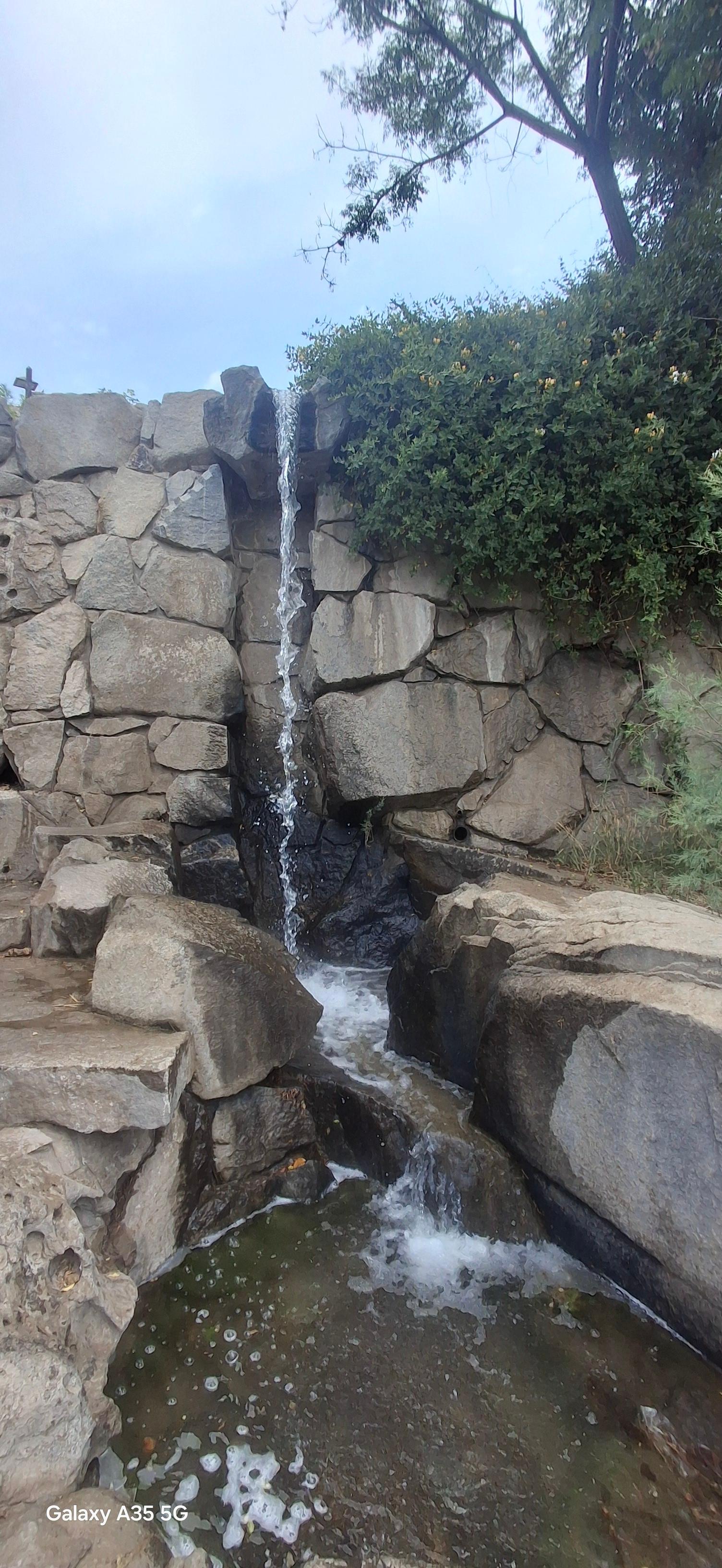 عکس آبشار کوهسنگی