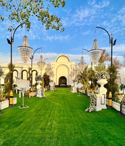 عکس باغ عمارت ژاکلین