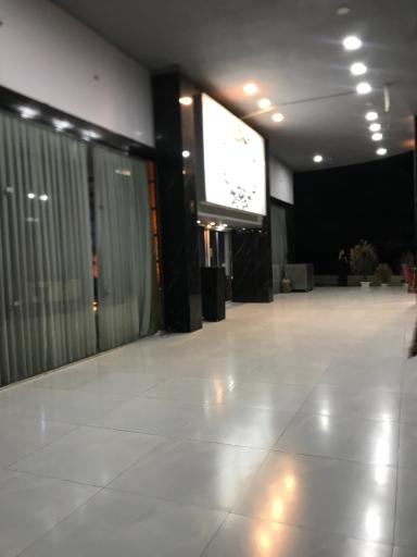 عکس کافه رستوران آنام