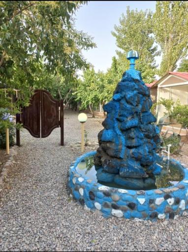 عکس سفره خانه سنتی باغ ایرونی