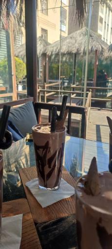 عکس رستوران و کافه آکواریومی برکه