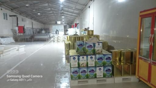 عکس کارخانه پنیر سازی نادری 