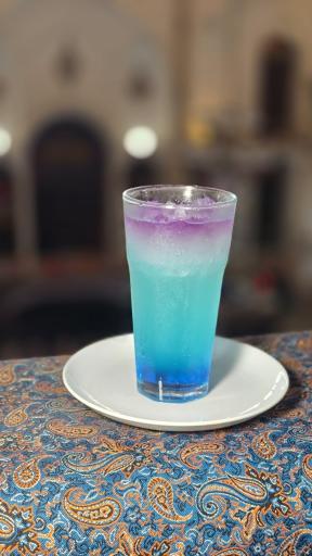 عکس رستوران و سفره خانه سنتی و تاریخی عباسی