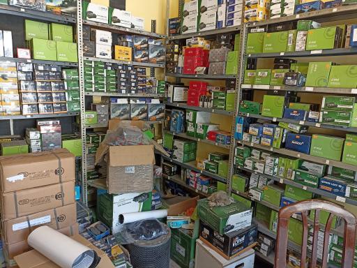 عکس فروشگاه دنیای لنت