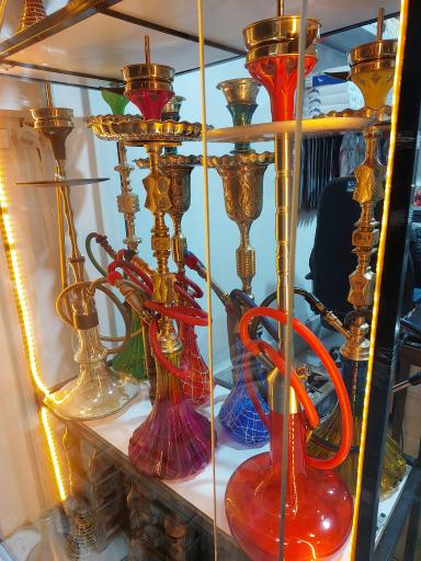 عکس پخش قلیان زغال و تنباکو ایرانیان