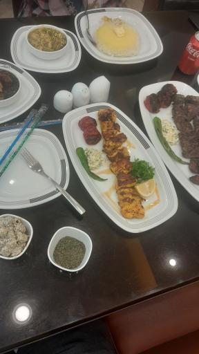 عکس رستوران حاج مرتضی