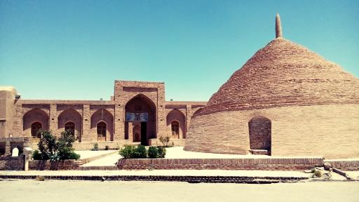 عکس کاروانسرای شاه عباسی سرایان