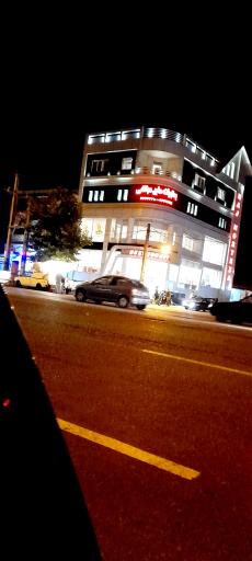 عکس رستوران حاج مرتضی