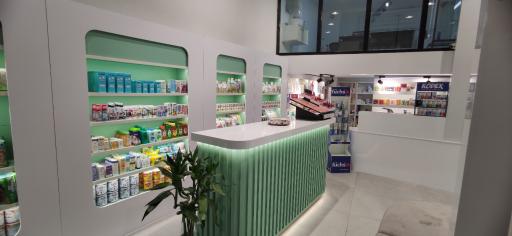 عکس داروخانه‌ شبانه روزی دکتر نگین عابدی