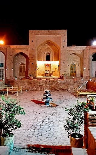 عکس کاروانسرای شاه عباسی سرایان