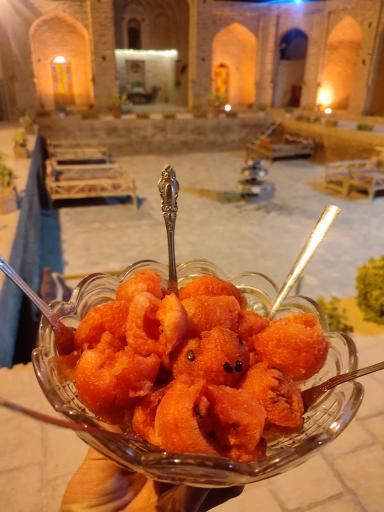 عکس کاروانسرای شاه عباسی سرایان