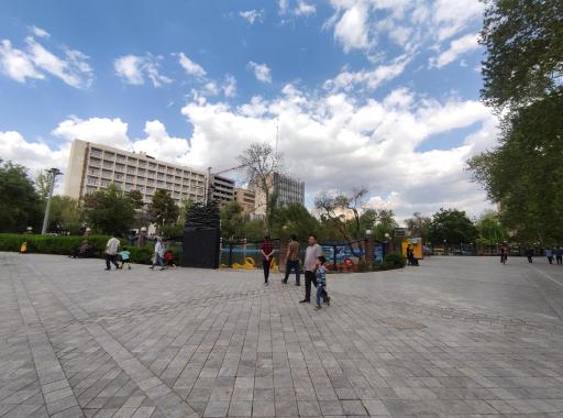 عکس دریاچه پارک شهر