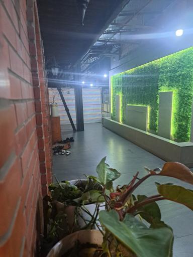 عکس رستوران نارون