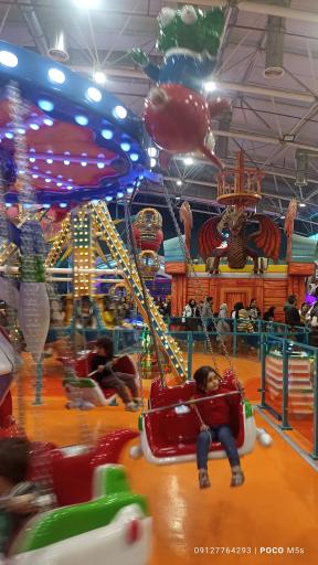 عکس شهربازی ماکوان