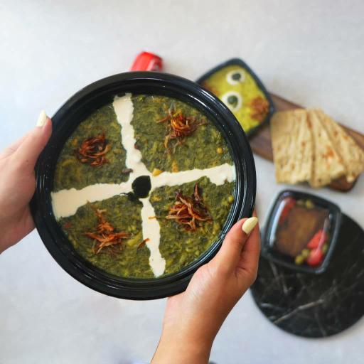 عکس کترینگ خاتون