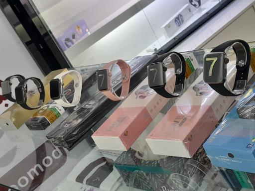 عکس تعمیرات موبایل و ساعت هوشمند مارکو