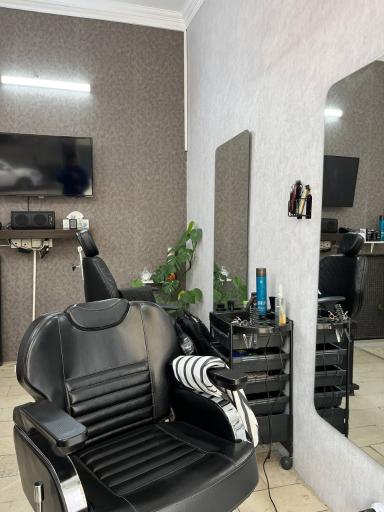 عکس آرایشگاه آرش