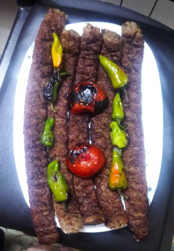 عکس کباب گلپایگانی اعتماد