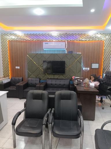 عکس آژانس املاک و دکوراسیون داخلی عالیجناب 