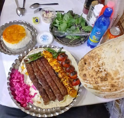 عکس کباب گلپایگانی اعتماد