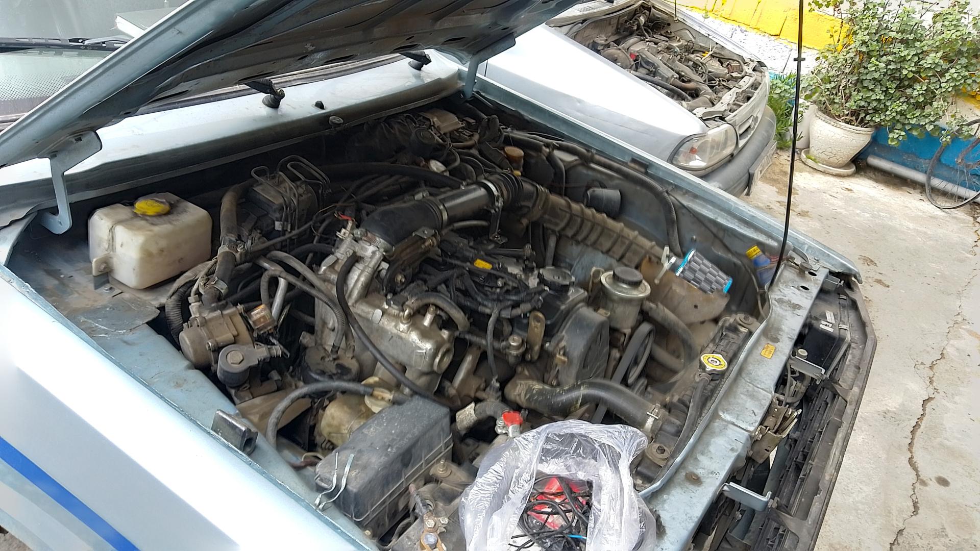 عکس کلینیک برق خودرو پروانی