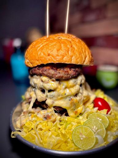 عکس برگر ذغالی