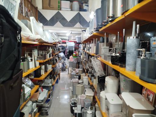 عکس فروشگاه مرکزی خانه و آشپزخانه هیراد 